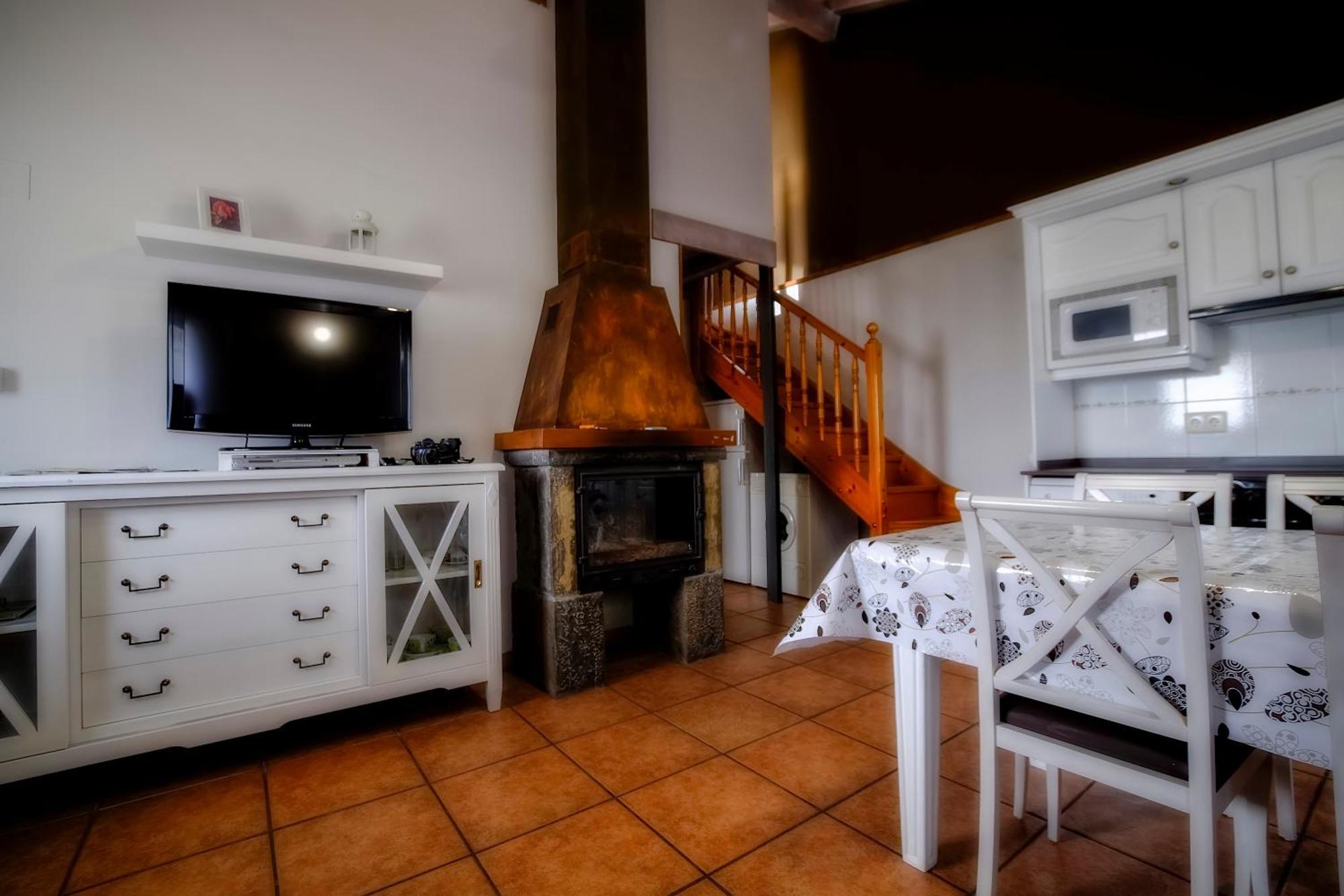 Pensjonat Casas La Ribera Ordesa Escalona Zewnętrze zdjęcie